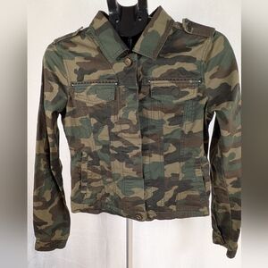 Cropped Camouflage Utility Jacket by Ashley By 26 International - Feminine